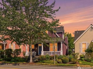 104 NE Sunset St, Poulsbo, WA 98370