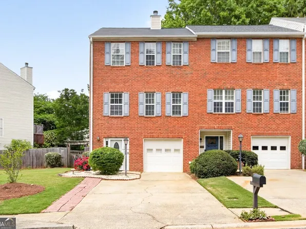 2484 Stonegate Dr NW, Acworth, GA 30101