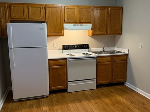 3rd image of 206 Patsy Dr #28