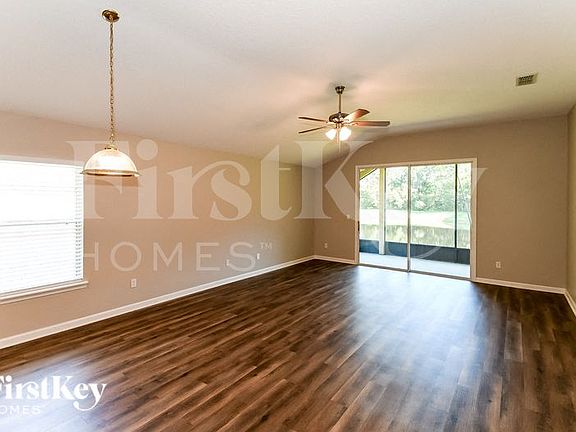 4th image of 588 Arborwood Dr
