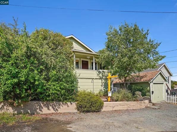 2276 Monterey Ave, Martinez, CA 94553
