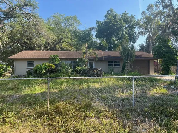 1732 27th Ave E, Bradenton, FL 34208