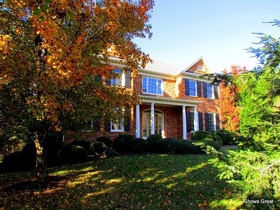 3rd image of 113 Meredith Pl