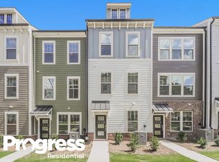 1030 S Mission Ln, Charlotte, NC 28217
