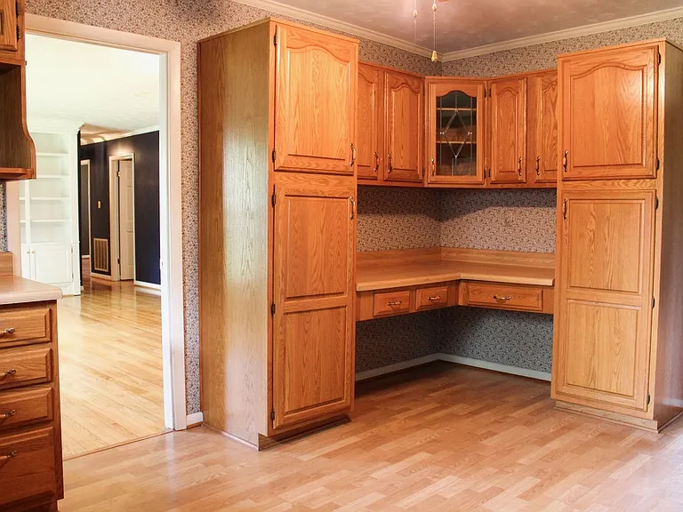 100 Allen Pl — Photo 13