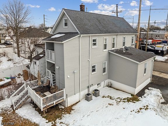 3rd image of 291 E 12Th Ave