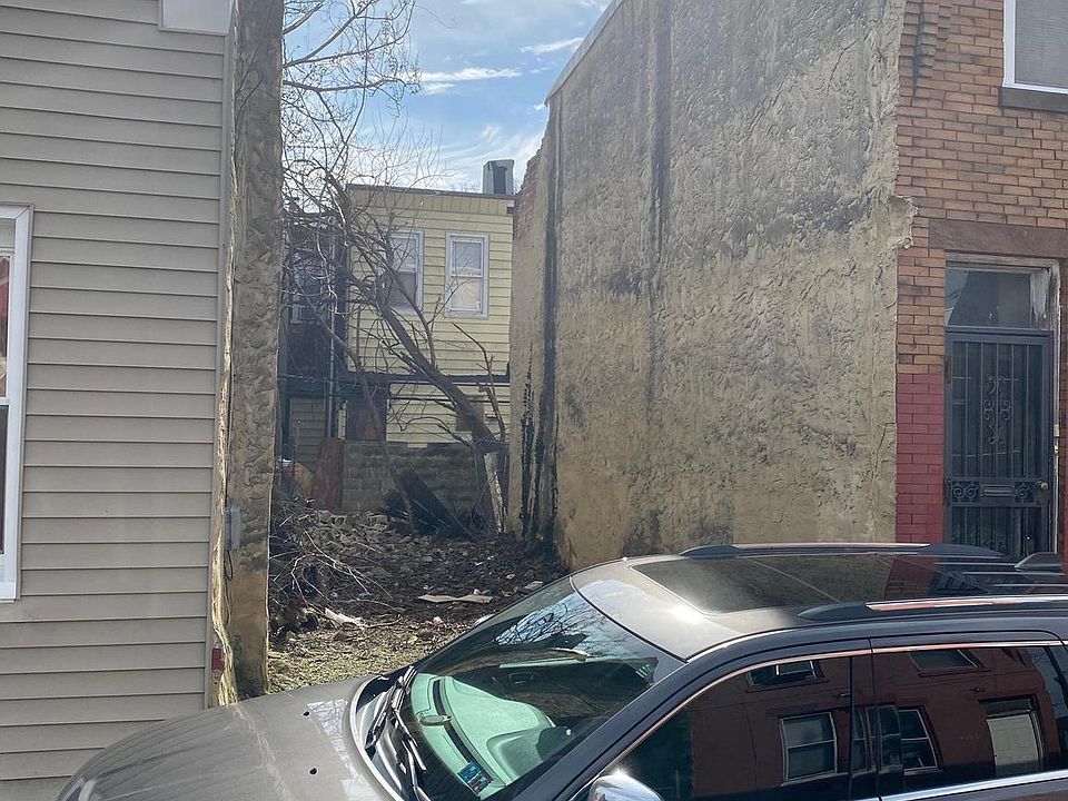 2nd image of 2512 W Arizona St