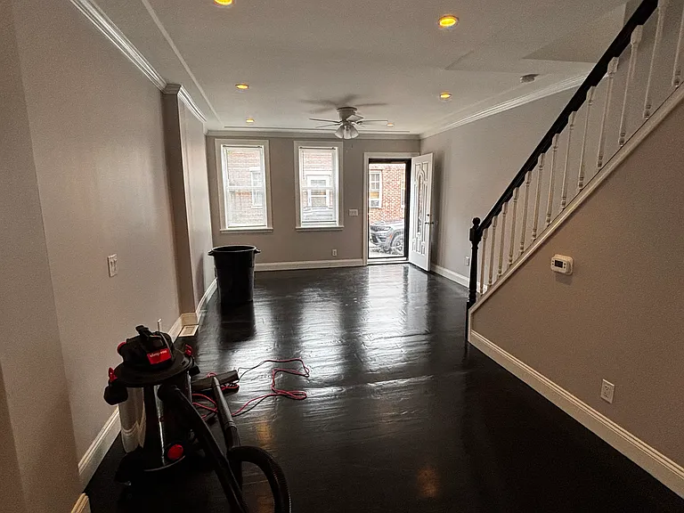 131 McClellan St — Photo 6