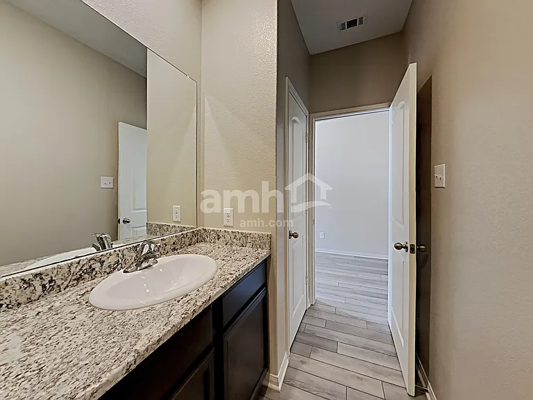 12887 Shoreline Dr — Photo 16