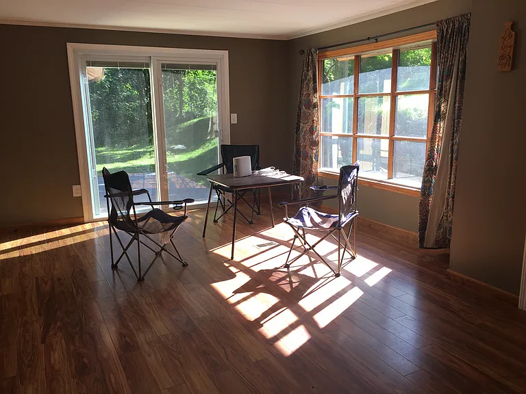 17x15 living room