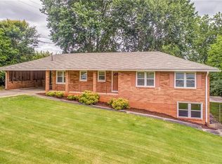 829 Rosedale Dr, Marietta, GA 30066