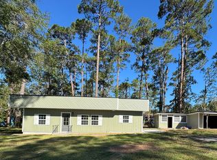 306 W Wesley Ave, Lyons, GA 30436