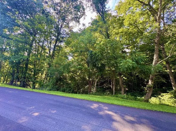 Scratch Gravel Rd, Marion, VA 24354