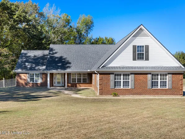11 Tara Rd, Holly Springs, MS 38635