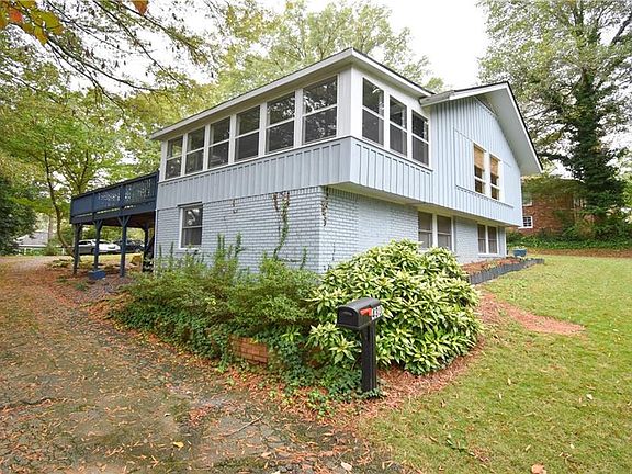 3rd image of 430 Chicopee Dr