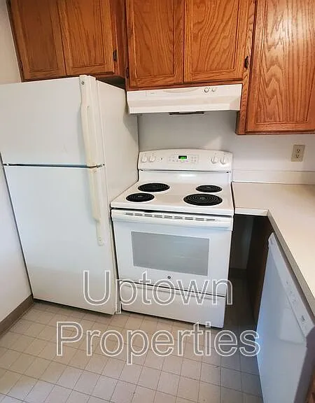 1516 SW Dewitt St #1516 — Photo 3