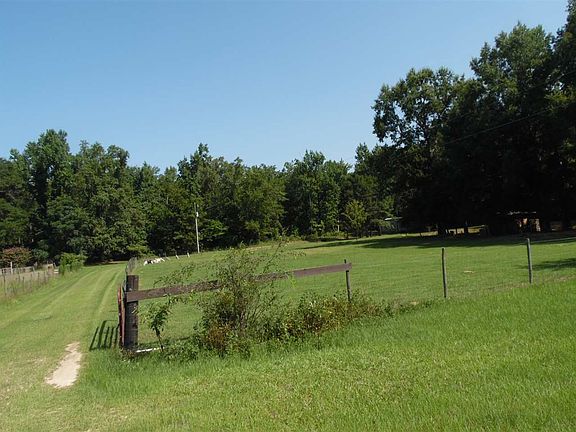 3rd image of 2165 Ga Highway 26 E