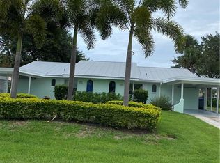 1944 Robalo Dr, Vero Beach, FL 32960