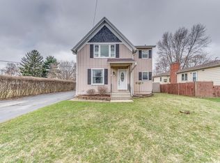 1016 Hale St, Marengo, IL 60152