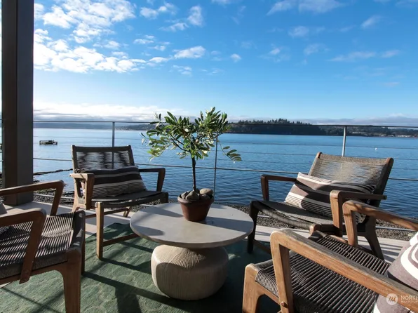 9551 NE South Beach Drive #2C, Bainbridge Island, WA 98110
