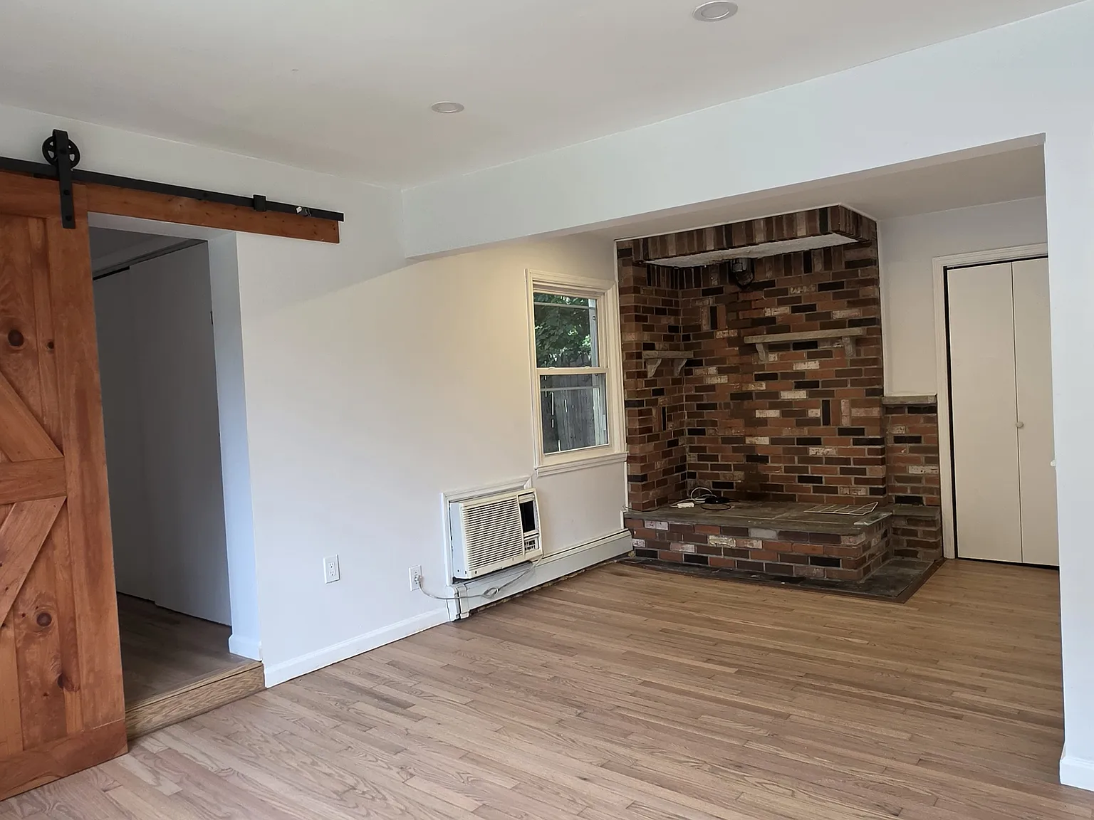 Orchard Lake Dr, Monroe — Photo 2