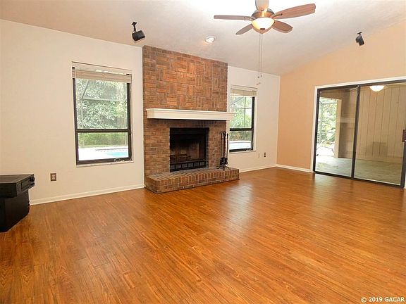 3rd image of 9207 NW 15th Pl