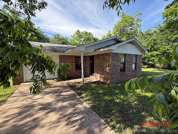 2nd image of 1209 W Kiamichi St