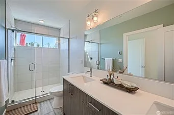 1012 NE 112th St #1012 — Photo 11