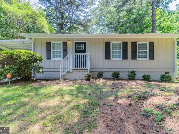 881 Mercury Dr NW, Atlanta, GA 30331