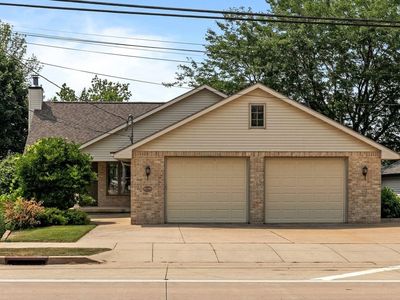 801 W Main St, Little Chute, WI, 54140