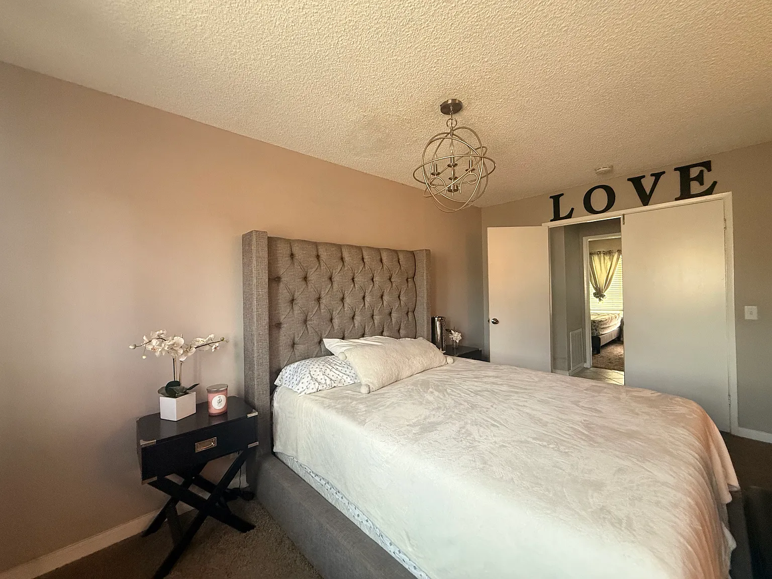 3 bed, 1642 sqft, $3,050 — Photo 2