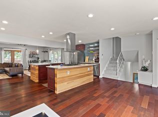 4420 Medford Dr, Annandale, VA 22003