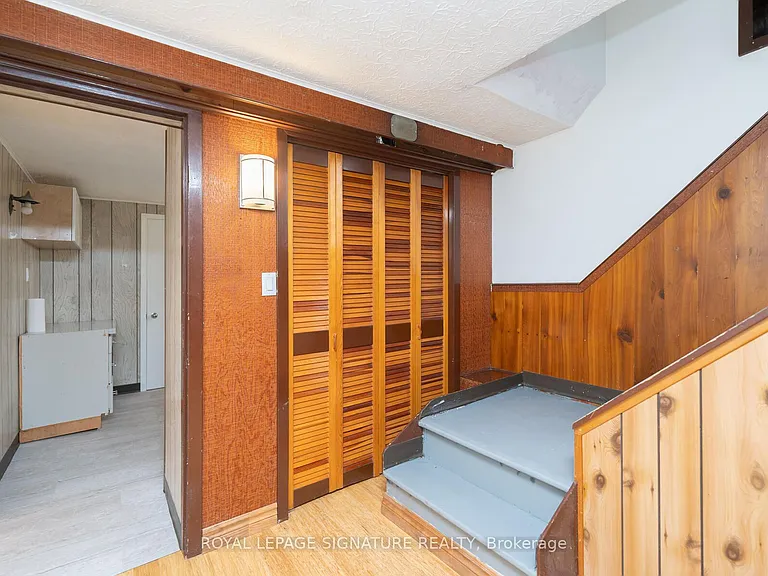263 Hounslow Ave #BASEMENT — Photo 18