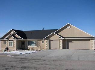 2755 Juniper Cir, North Logan, UT 84341