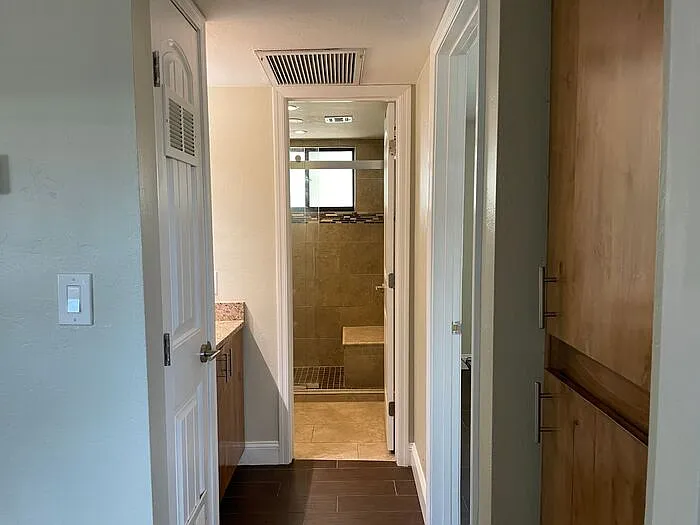 1002 E Lester St #4 — Photo 23