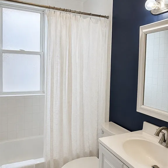 14 Hartland St #2 — Photo 7