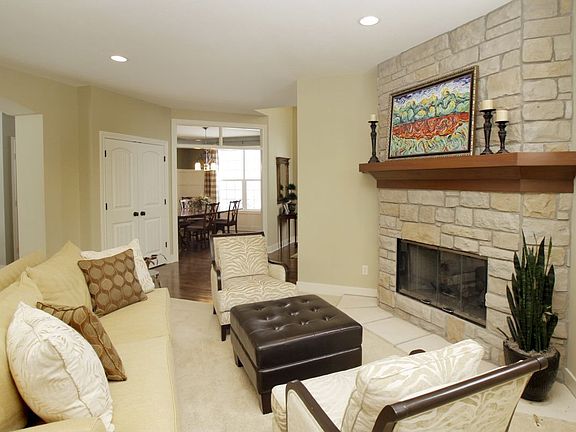Field Stone Gas Fireplace