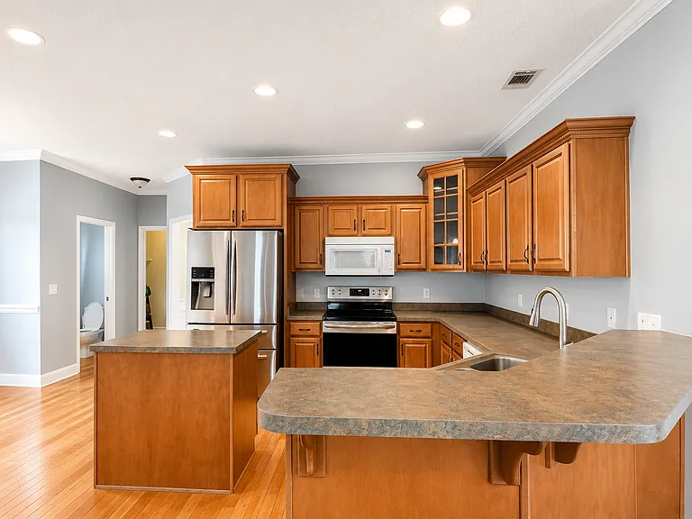 112 Ohara Dr — Photo 5
