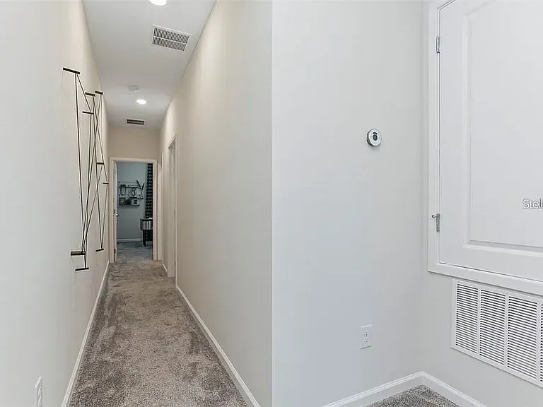 9329 Tecumseh Dr — Photo 5