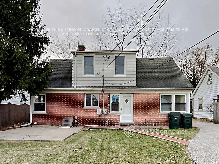 2116 Hickory Ct — Photo 18