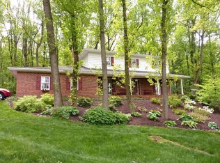 2776 Den Mill Dr, Lancaster, PA 17601