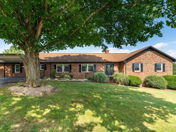 308 Stonewall Rd, Weyers Cave, VA 24486