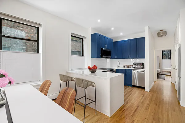 Sold by Compass | media 11