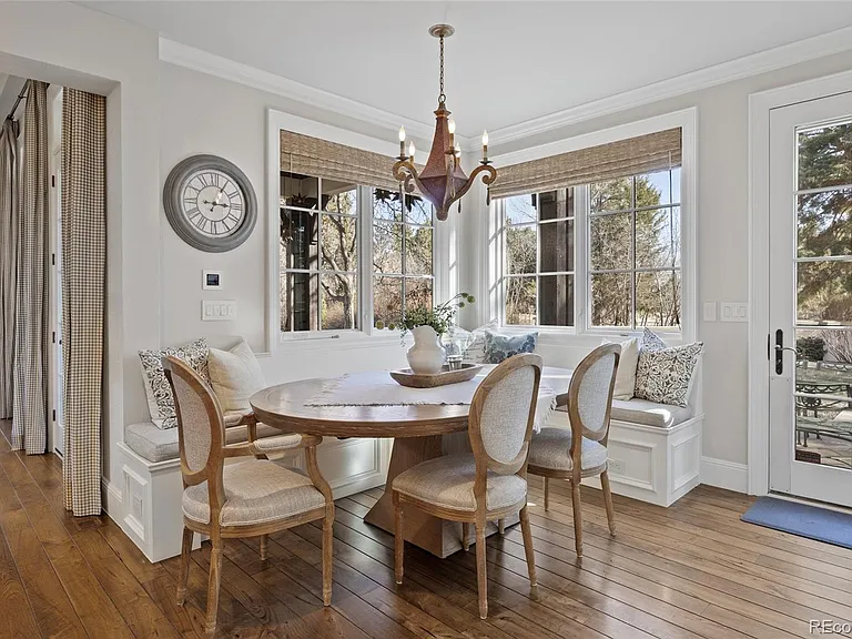 1350 E Greenwood Ln — Photo 16