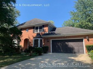 2020 N Walnut Ave, Arlington Heights, IL 60004