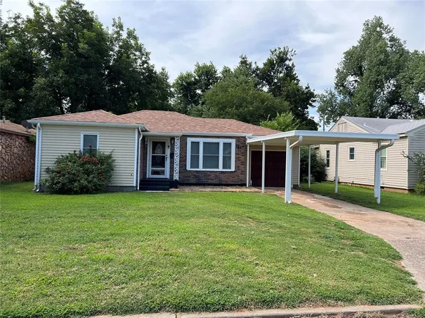 1607 W Choctaw Ave, Chickasha, OK 73018