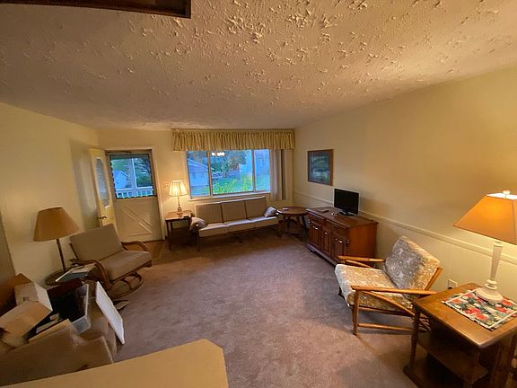 Living/family area