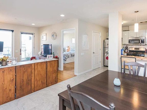 4th image of 3734 29th St #4C
