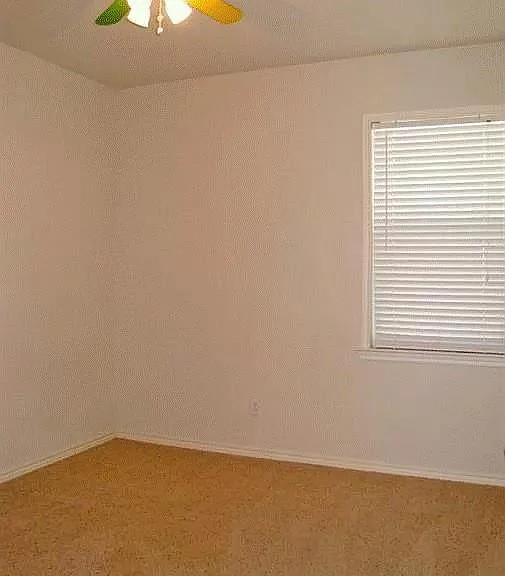 2406 Beeleigh Ct — Photo 13
