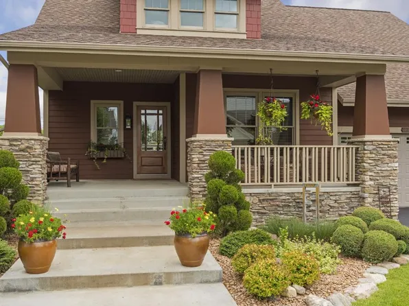 11686 Laketowne Vw NE, Albertville, MN 55301